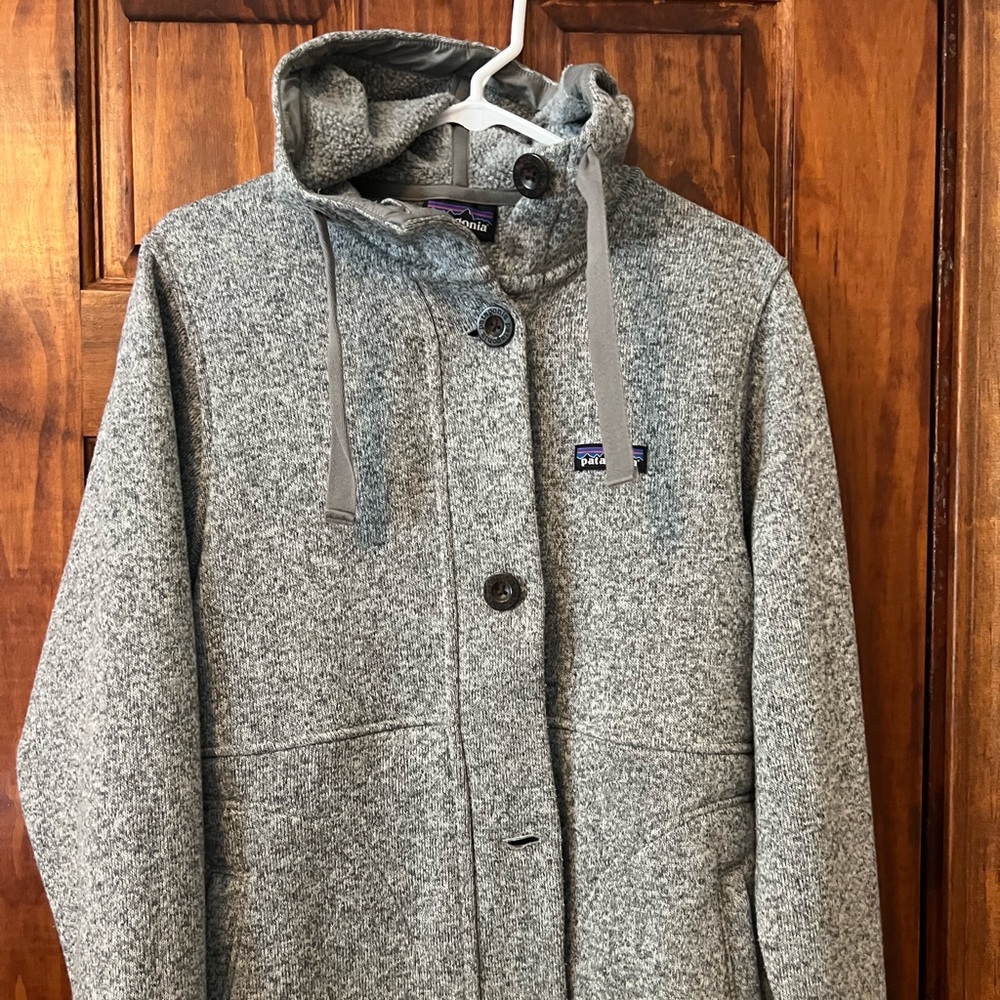 Size medium ladies Patagonia jacket with hood